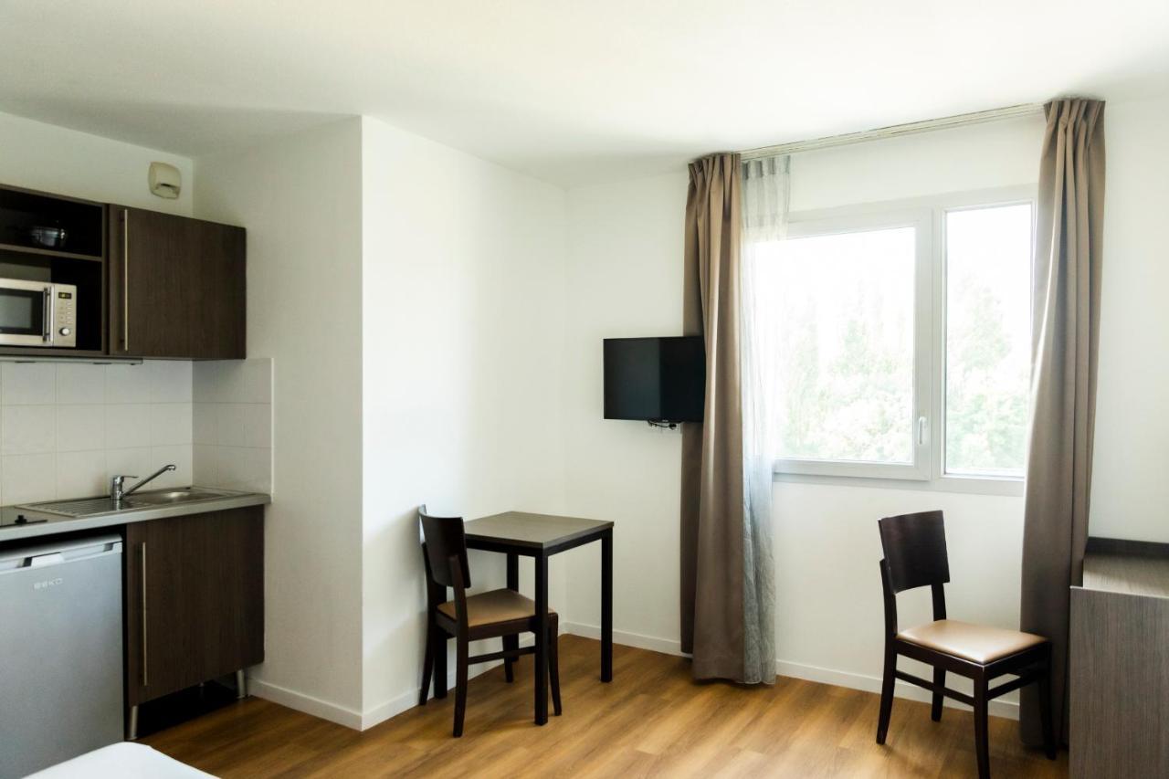 อพาร์ตโฮเต็ล อดาจิโอ แอคเซส โนฌอง ซู มาร์น Aparthotel โนฌ็อง-โซร์-มาร์น ภายนอก รูปภาพ